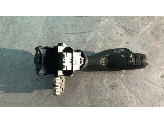 Ручка поворотов/ фонарей