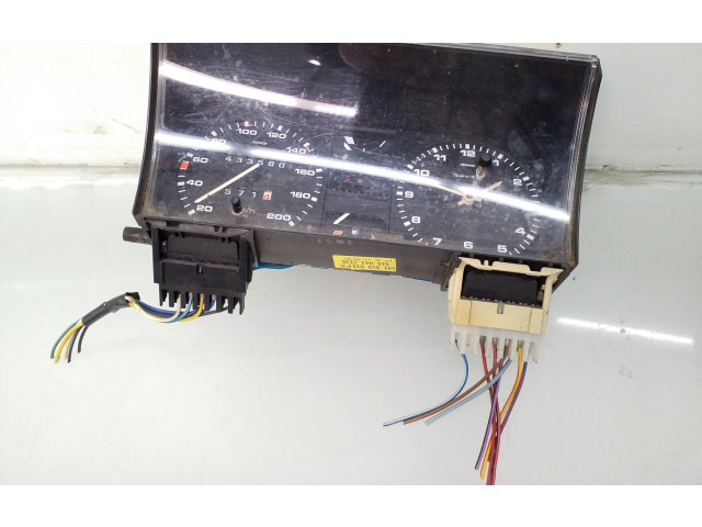 Панель приборов 191919033FK, 191919059   Volkswagen Golf II       