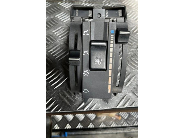 Блок управления климат-контролем 7701040161   Renault Express