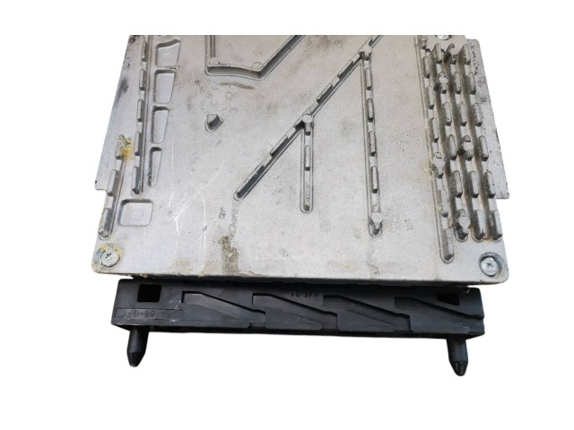 Блок управления двигателя 30646978A, 05013   Volvo XC90