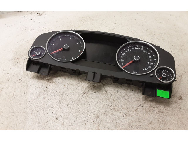 Přístrojová deska Volkswagen Touareg II 2016 7P6920883B