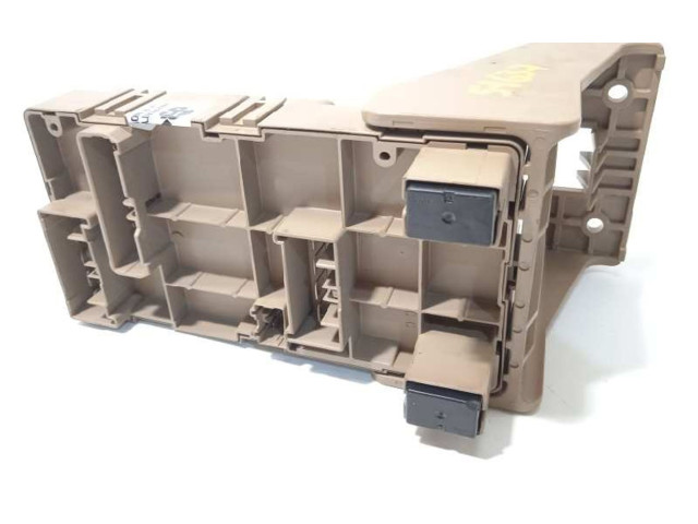 Pojistková skříňka Řídící jednotka BSM 82201AG041 Subaru Legacy 2008