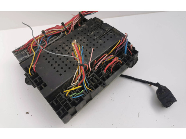 Блок предохранителей  08679899, 02W354   Volvo V70    