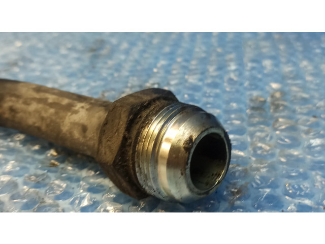 Трубка (трубки)/ шланг (шланги)