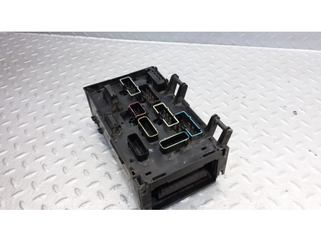   Pojistková skříňka 04748555AC, 19021569   Dodge Grand Caravan 2003