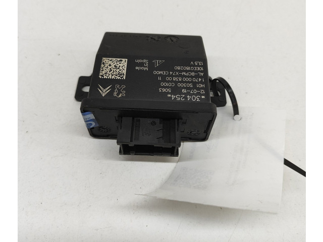 Руль Citroen DS7 Crossback  2017 -  года 9830425480, 14700008380011      