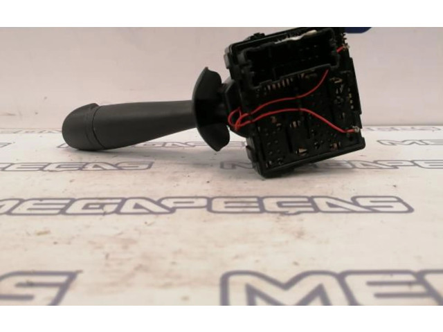 Включатель скорости стеклоочистителей E10670243 Dacia Sandero