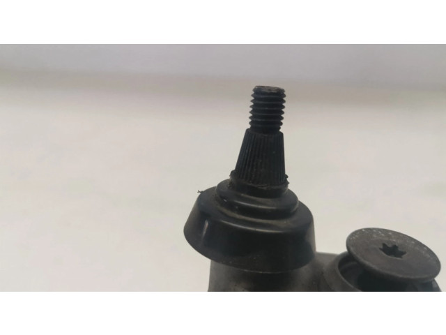 Механизм стеклоочистителей (трапеция)