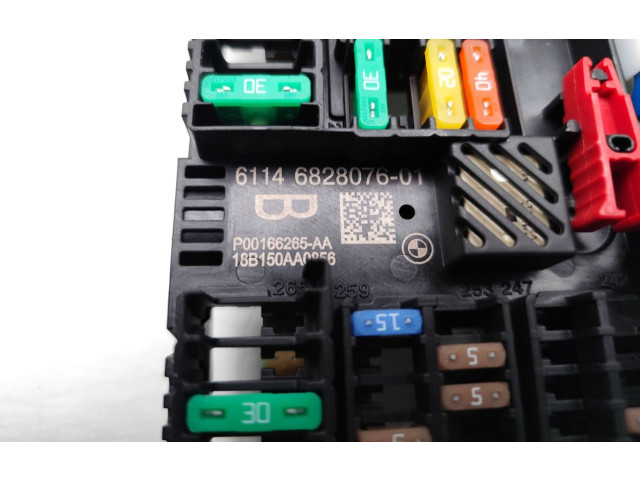 Блок предохранителей 6828076, P00166265-AA   BMW X4M F98    