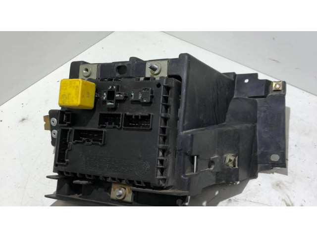   Pojistková skříňka 46412170   Fiat Barchetta 1996