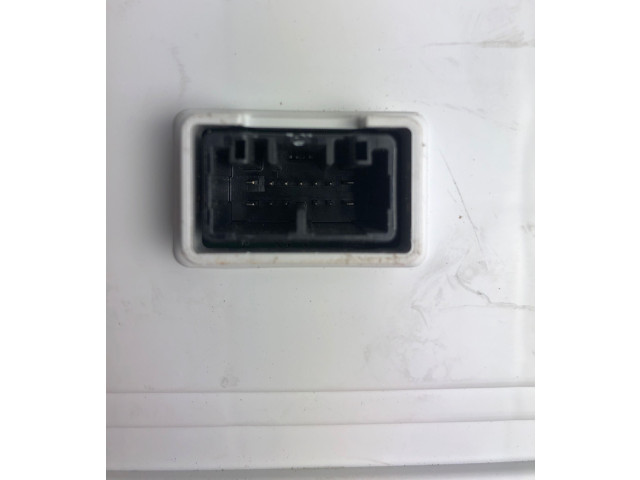 Přístrojová deska Toyota Land Cruiser (J150) 2015 769168040