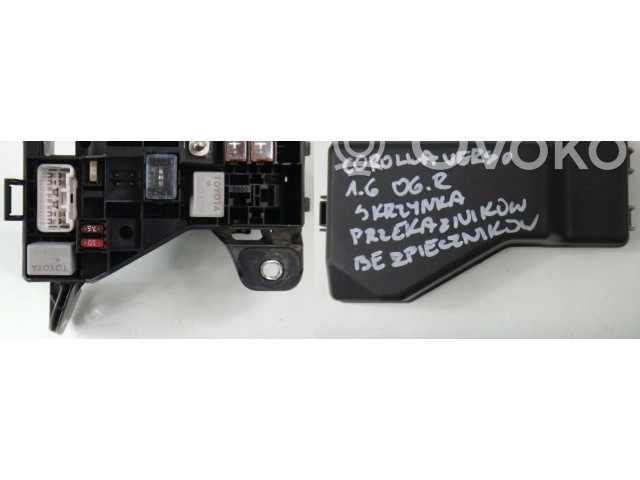 Блок предохранителей  3245553   Toyota Corolla Verso E121    