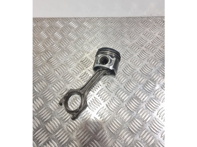  Поршень с шатуном  81L123  Volvo XC60 для дизельного двигателя 2.0