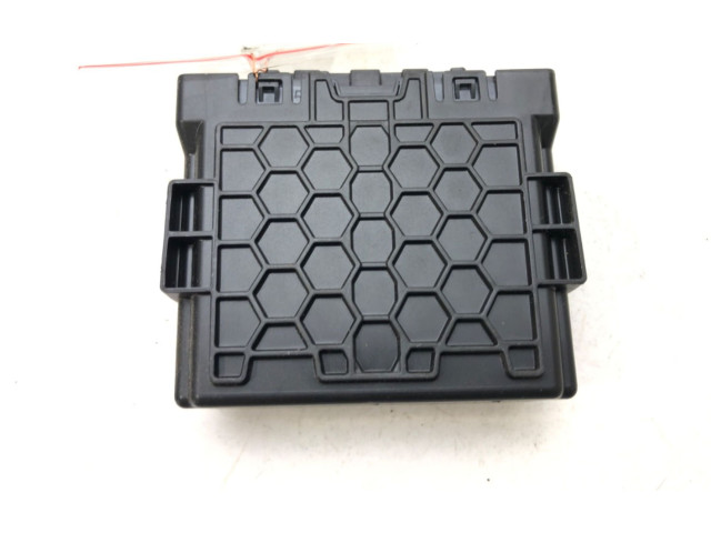 Блок управления 13510743   Chevrolet Camaro