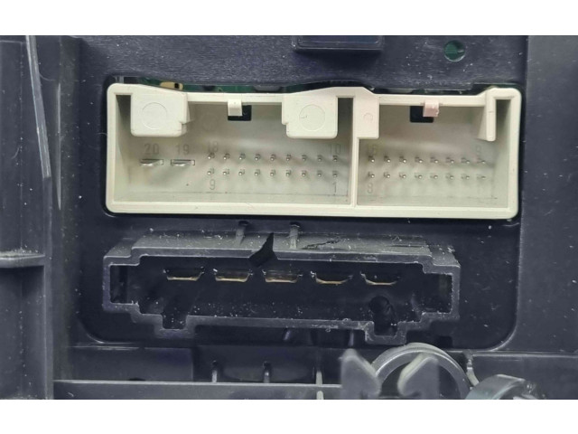 Блок управления климат-контролем OEM   Volkswagen Jetta V