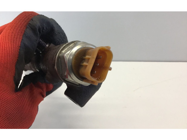 Топливная рампа 14120902268 Mitsubishi Outlander