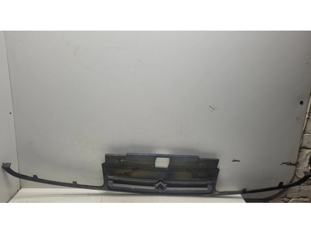 Передняя решётка Citroen Xantia 9618919977