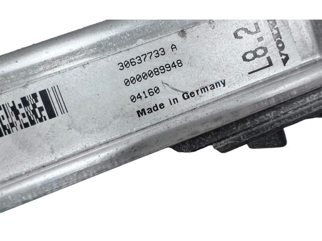 Блок управления двигателя 0281011078, 30637733   Volvo XC90