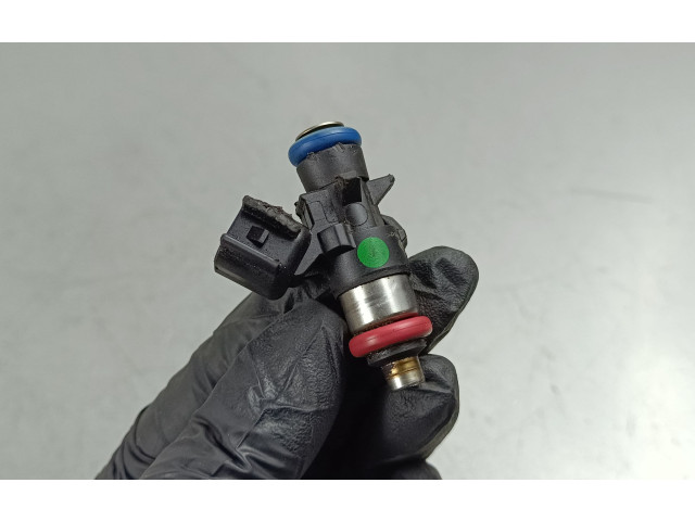 Форсунка 05281427AA Jeep Grand Cherokee WL