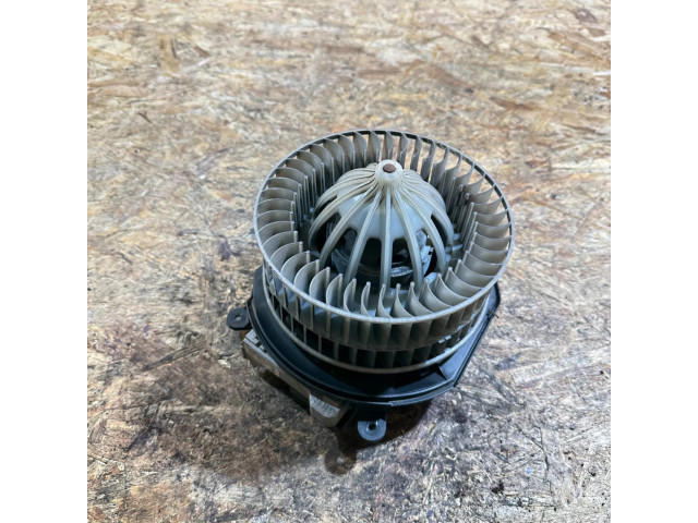 Вентилятор печки    A2308210251, 9140010471   Mercedes-Benz E W211