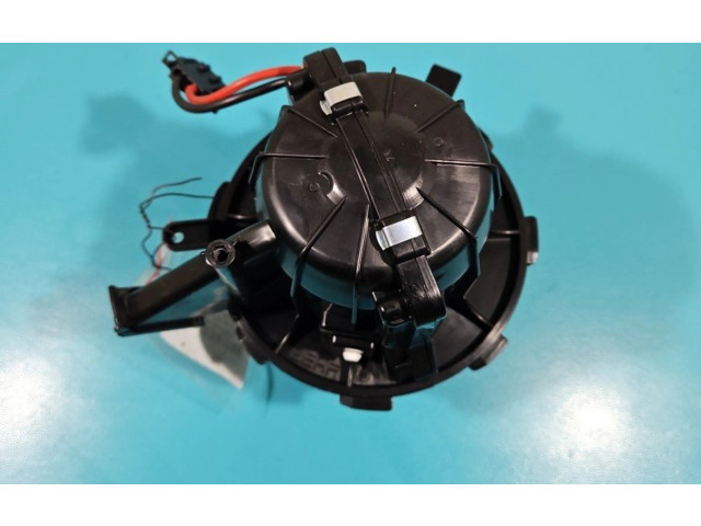 Вентилятор печки    IMPRK1401447   Audi Q5 SQ5