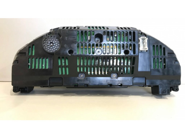 Přístrojová deska Mercedes-Benz C W204 2012 A2049004008, A2C53435305