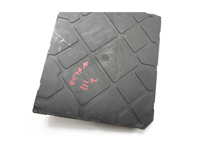 Блок комфорта 5Q0937084AG, BCMPQ37H Skoda Octavia Mk3 (5E)