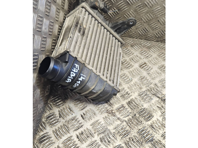 Интеркулер 6Q0145804A, 862403N Skoda Fabia Mk1 (6Y)