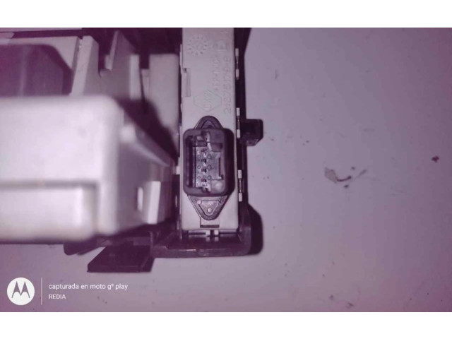 Дисплей 8200755144 Renault Clio III