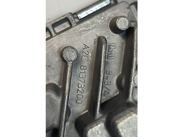 Блок управления двигателем ECU 06K907425C Audi Q3 8U