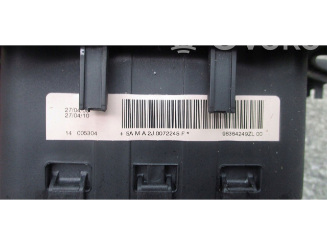 Подушка безопасности водителя Citroen Xsara Picasso