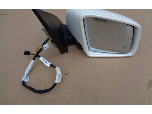 Зеркало электрическое Mercedes-Benz ML W166 2012 - 2017 года