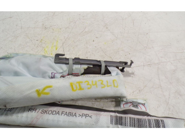 Подушка безопасности двери 6V0880742E, JG6T002854 Skoda Fabia Mk3 (NJ)