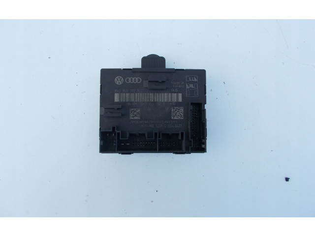 Блок управления дверью 8X0959792F Audi A1