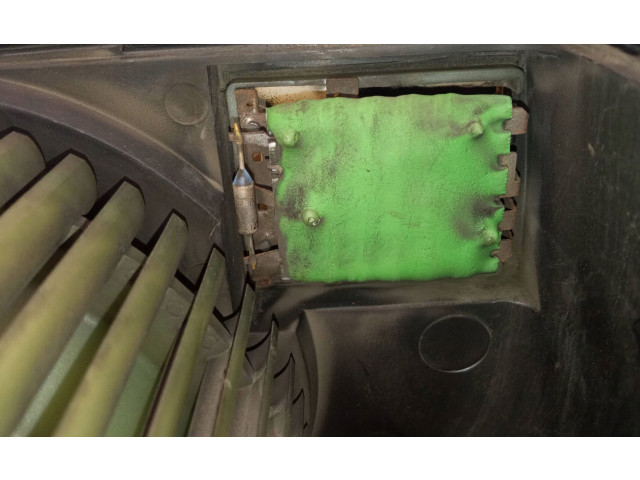 Вентилятор печки    DENSO5D0220300   Renault Clio II