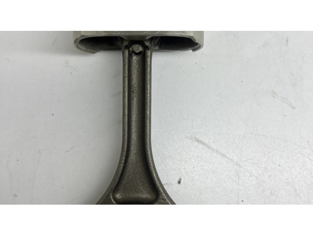 Píst 079107065BC, 171210079AL Audi S5 pro benzínový motor 4.2 CAU