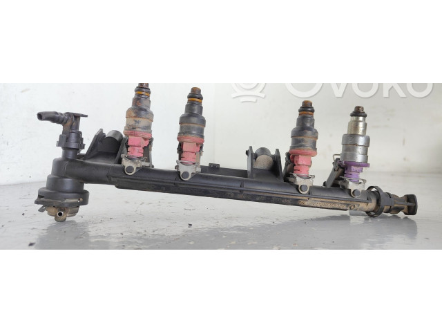 Топливная рампа 7700109066 Renault Clio II