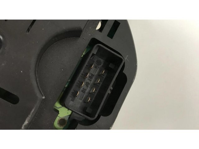 Панель приборов 6Q0920820E, VWZ7Z0B5682558 Volkswagen Polo