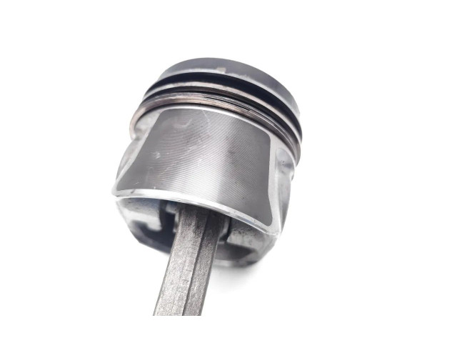  Поршень с шатуном CFWA CFWA  Skoda Fabia Mk2 (5J)  