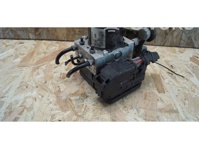 Jednotka ABS A1729014100 Mercedes-Benz C W204 2009