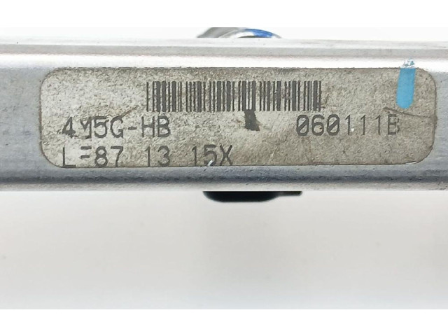 Топливная рампа 4M5G9D280DB   Volvo S40   для двигателя B4184S11