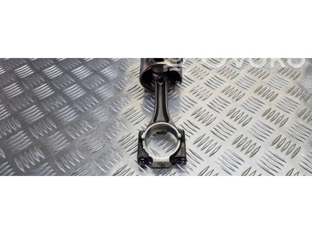 Píst Volkswagen Caddy BSU