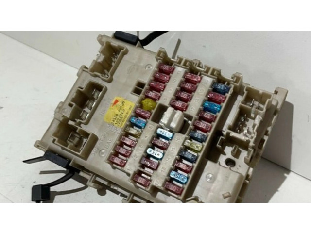 Pojistková skříňka 24350AV700 Nissan Primera 2002