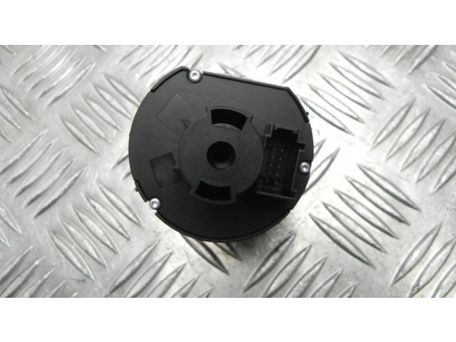 Включатель фонарей