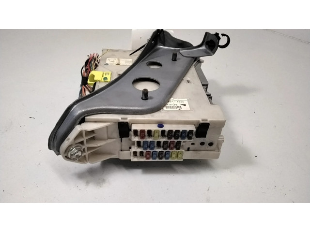 Блок комфорта 823053023, 710241443 Lexus IS 220D-250-350