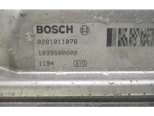 Блок управления двигателем Блок управления 30637733A Volvo S80