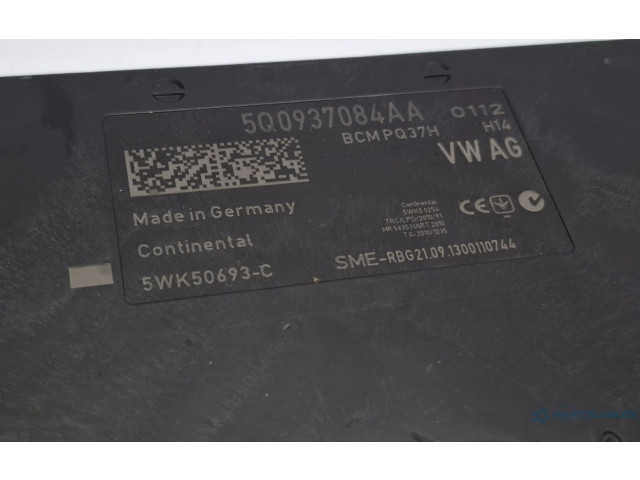 Блок комфорта 5WK50694C, 5Q0937084AA   Skoda Octavia Mk3 (5E)   