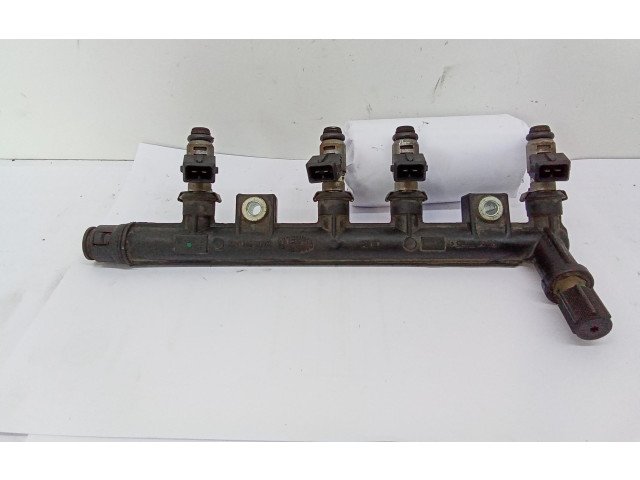 Vstřikovací lišta 3219018301, 3219018301 Fiat Punto (188)