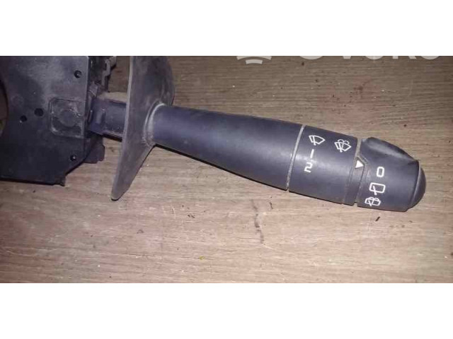 Ручка стеклоочистителей Renault Clio III