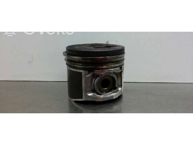 Píst    Fiat Punto Evo  pro naftový motor 1.9 188A3000 